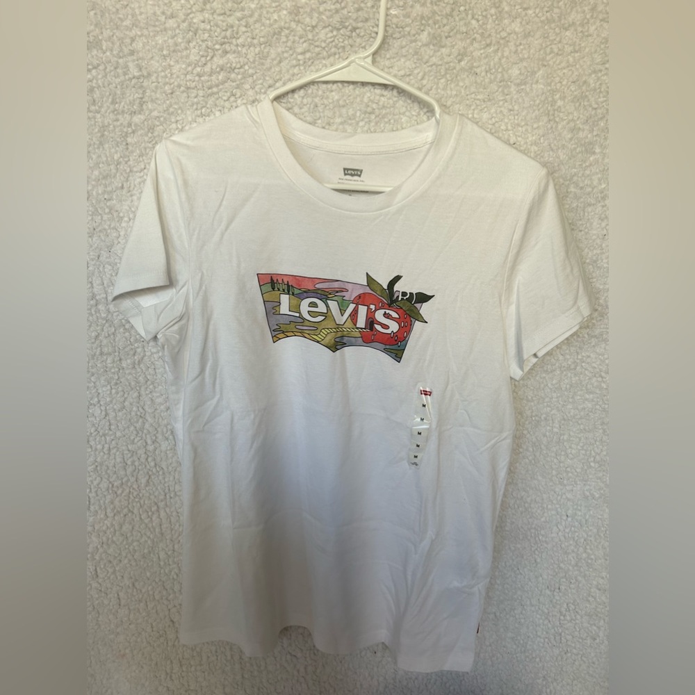 NWT Levi’s shirt